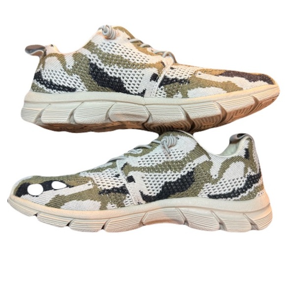 Woolloomooloo Camo Sneakers for Women - Picture 3 of 5